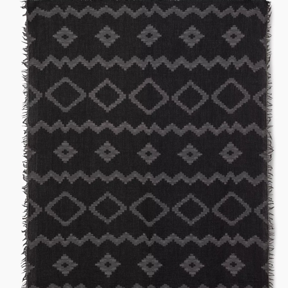 Wilfred - Diamond Mosaic Blanket Scarf - Picture 11 of 12